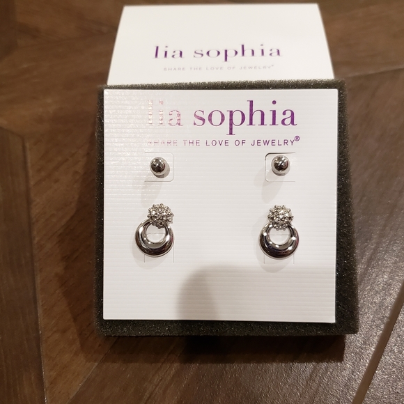 Lia Sophia earring set silver - Picture 3 of 4